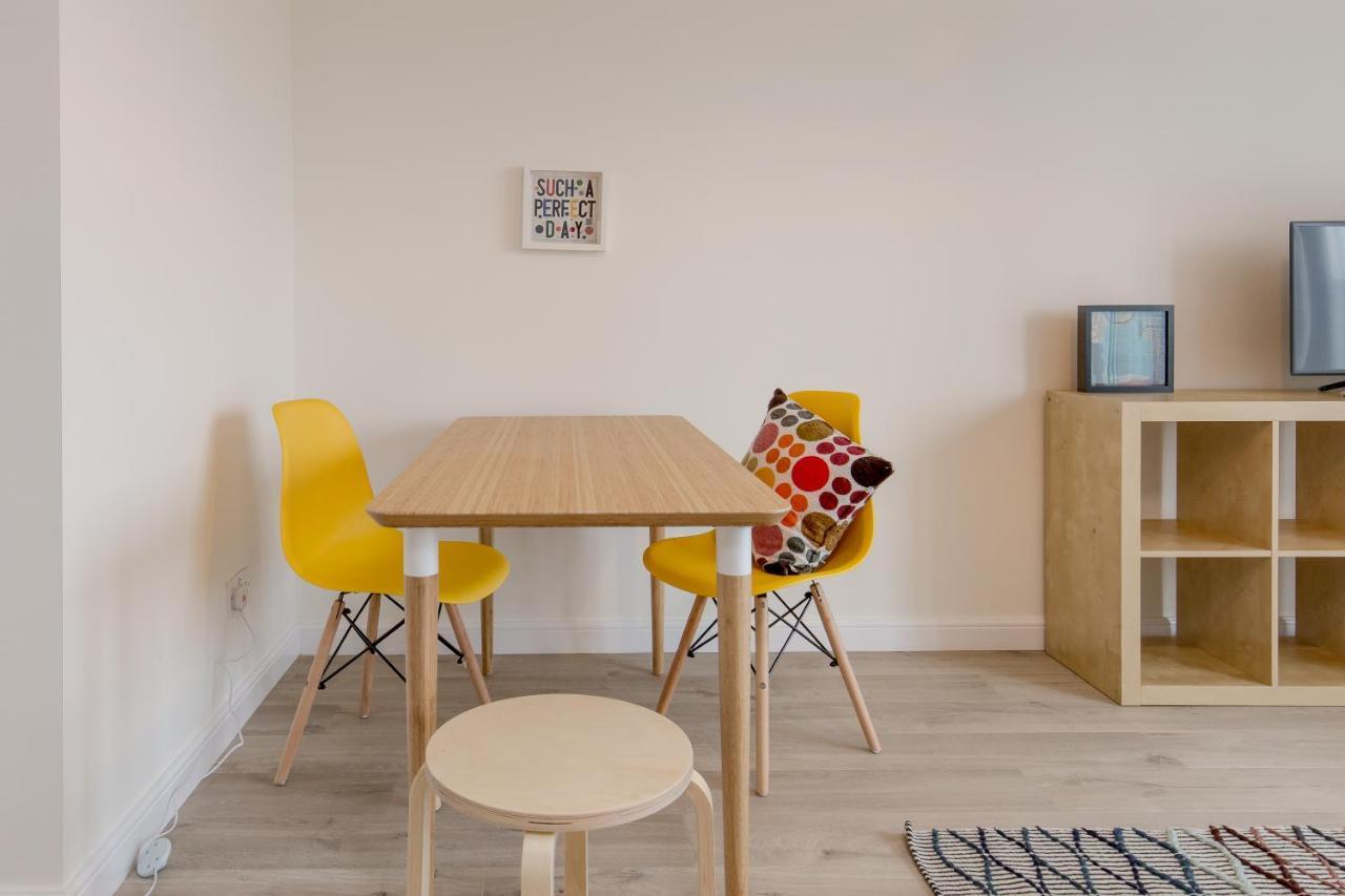 Dreamhouse Apartments Edinburgh Haymarket Экстерьер фото